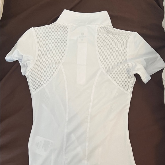 White Short Sleeve Kids Tee spf50+ girls shirt - Picture 4 of 4